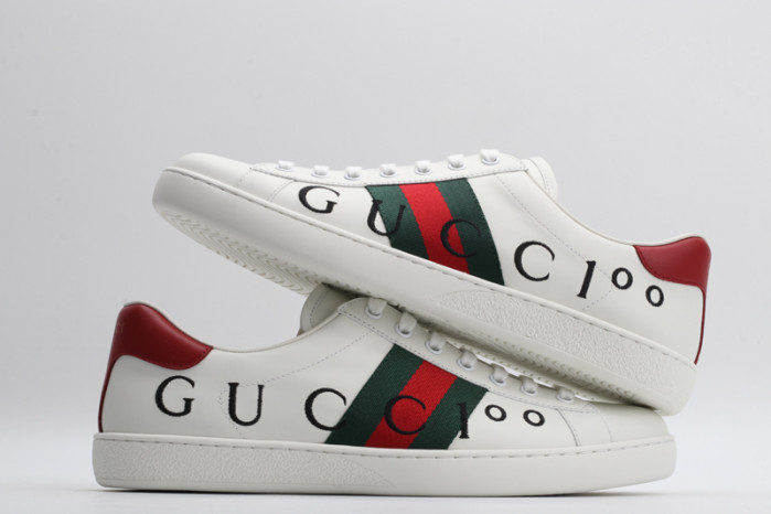 GC LOW-TOP SNEAKER