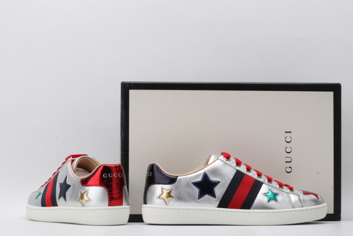 GC LOW-TOP SNEAKER