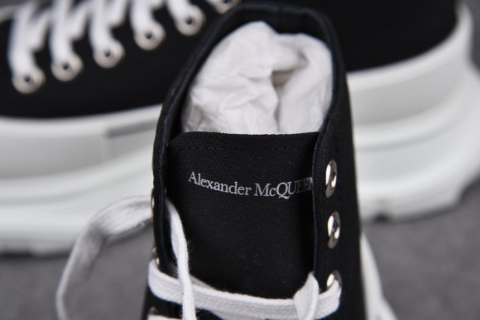 ALEXANDER MCQUEEN SNEAKERS