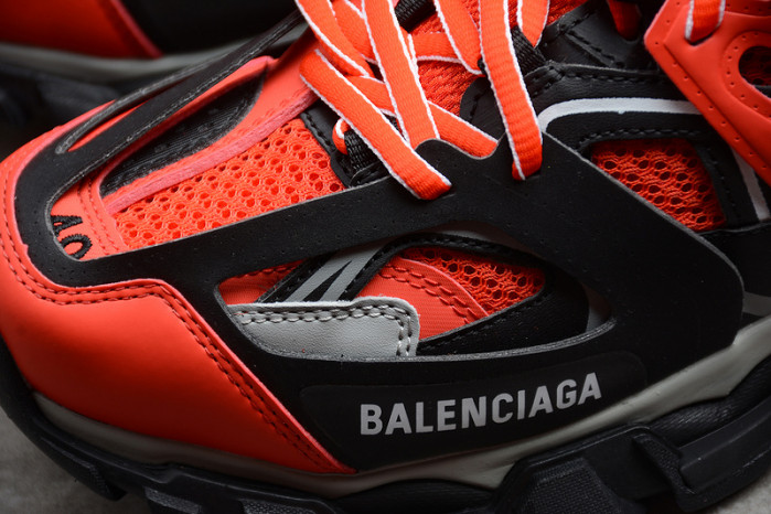 BL TRIPLE S TRAINERS