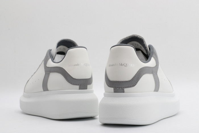 ALEXANDER MCQUEEN SOLE SNEAKERS