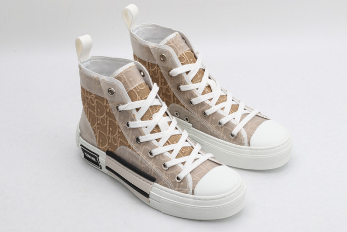 DR B23 OBLIQUE HIGH TOP SNEAKER