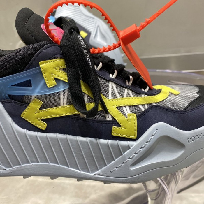 OW C/O ODSY-1000 SNEAKER