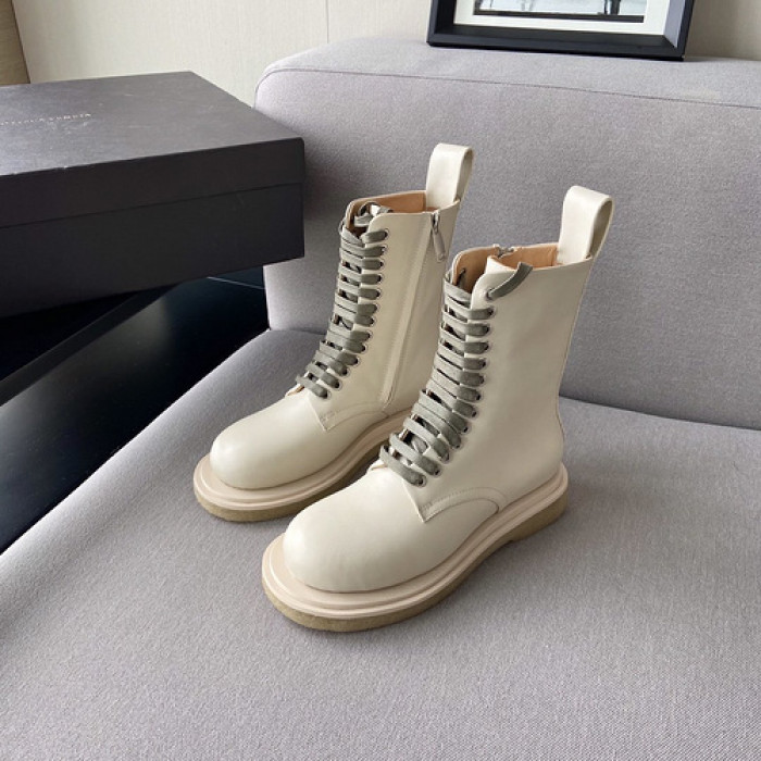 Bo*te*ga ve*ne*ta sneaker