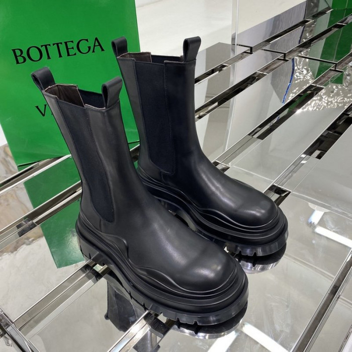 Bo*te*ga ve*ne*ta sneaker