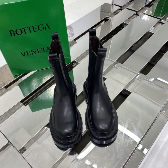 Bo*te*ga ve*ne*ta sneaker