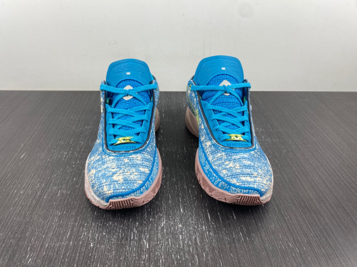 Nike LeBron 20 All-Star DV1192-400