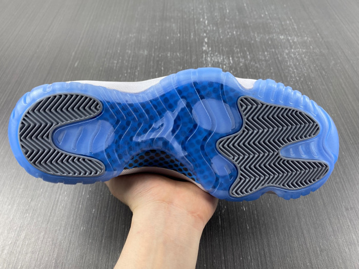 AIR JORDAN 11 LOW “CEMENT GREY” AV2187-140