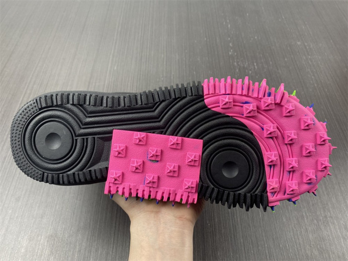 OW AIR FORCE 1 MID BLACK DO6290-001