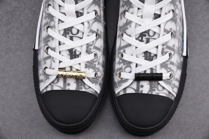 DR B23 OBLIQUE HIGH TOP SNEAKER