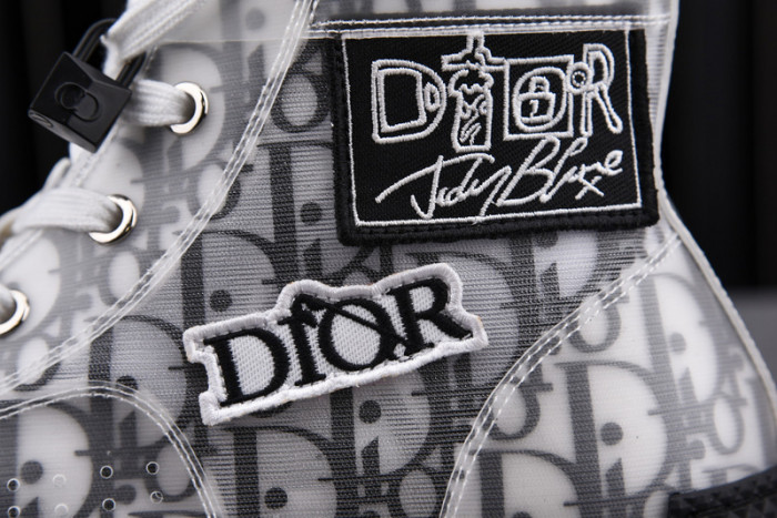 DR B23 OBLIQUE HIGH TOP SNEAKER