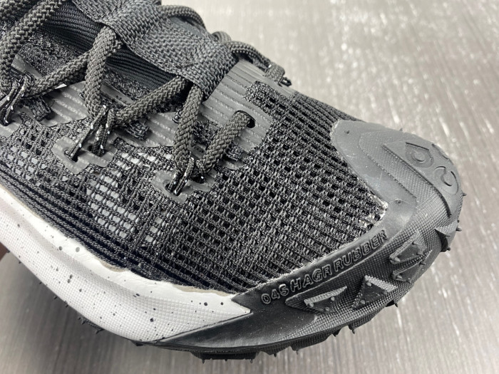 Nike ACG MOUNTAIN FLY LOW 