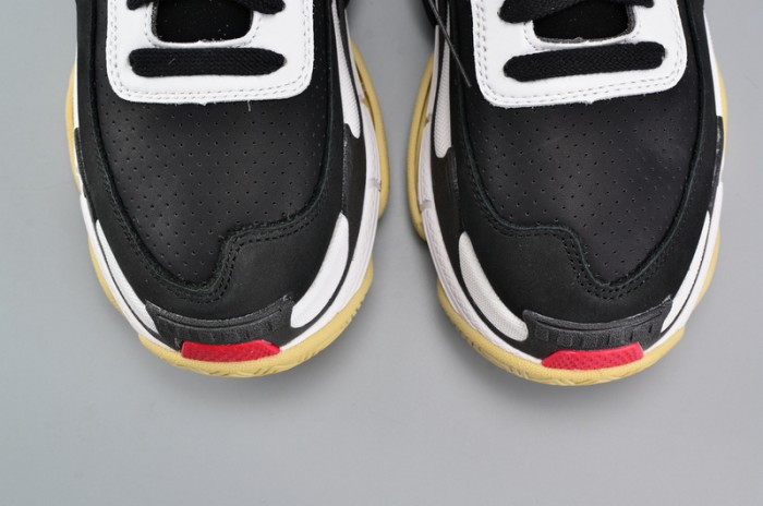 BL BLACK AND WHITE 17FW TRIPLE S 483560-W06E1-1011