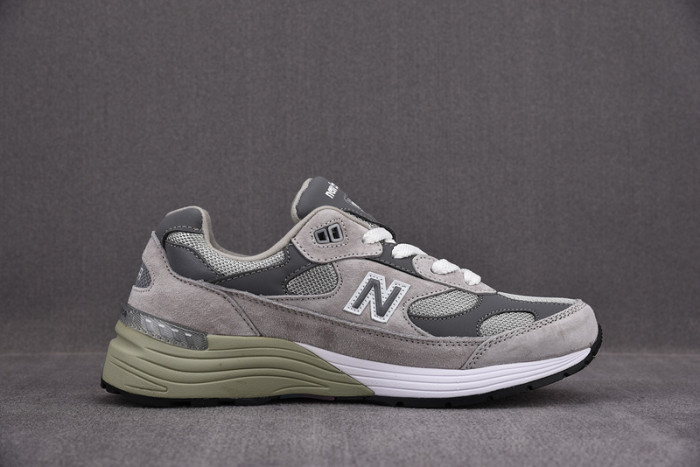 New Balance 992 GREY