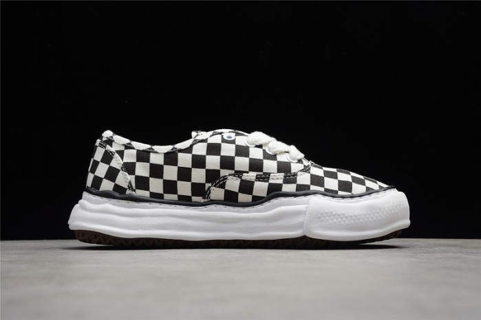 Ma*s*n mihara yasuhiro sneaker ao2fw706