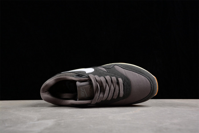 Nike AIR MAX 1 PREMIUM 