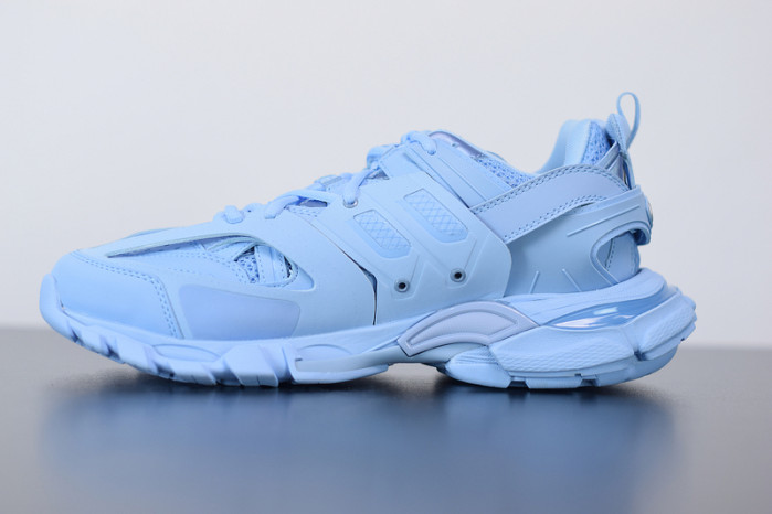 BC TRIPLE TRAINER 542023 W2LA1 4800