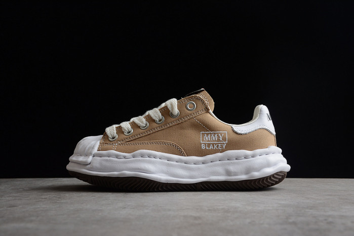 Ma*s*n mihara yasuhiro sneaker ao8fw731