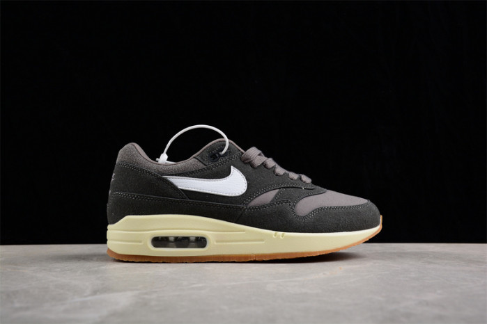 Nike AIR MAX 1 PREMIUM 
