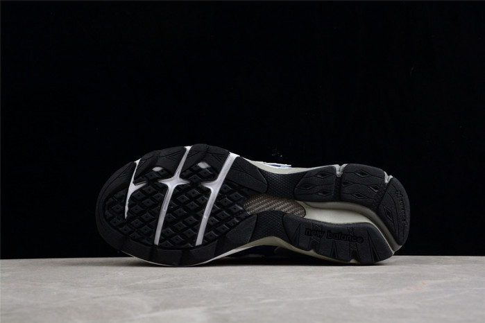 New Balance 770.9 Summer Nine M7709FR