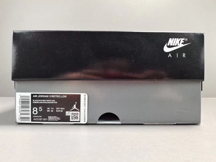 AIR JORDAN 11 RETRO LOW 