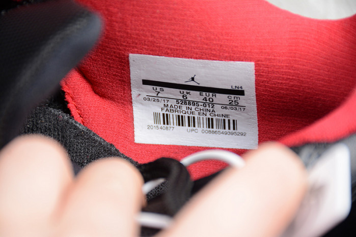 AIR JORDAN 11 RETRO LOW "BRED" BLACK/ RED mens 528895-012