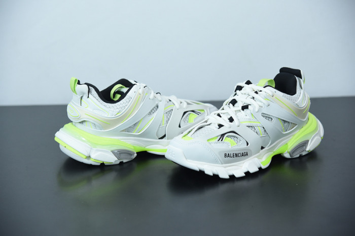 BL TRIPLE S TRAINERS