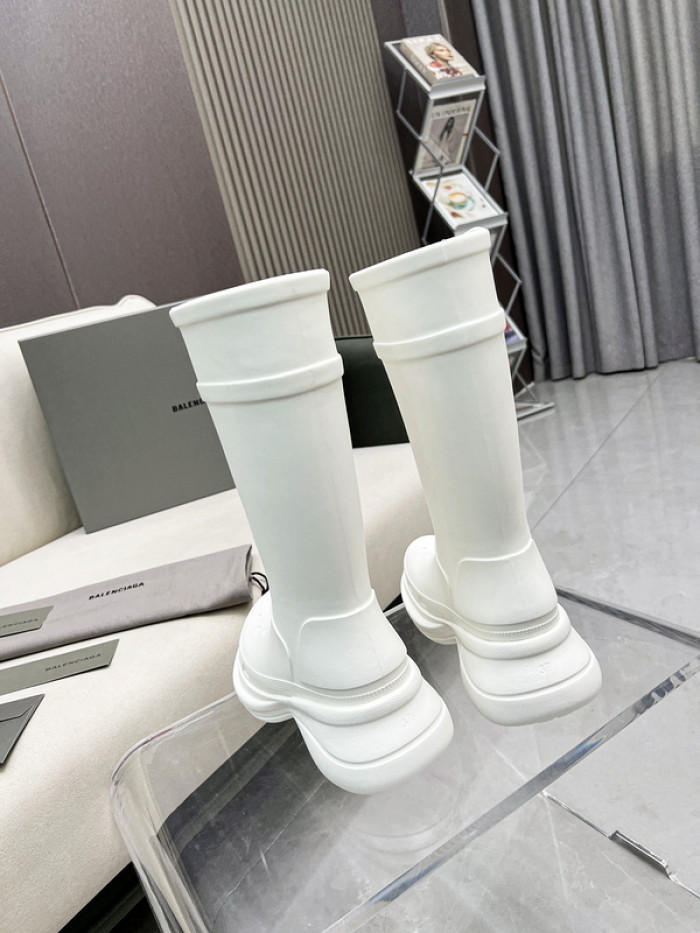 ba*len*cia*ga x Cr*0*s chunky rubber boots