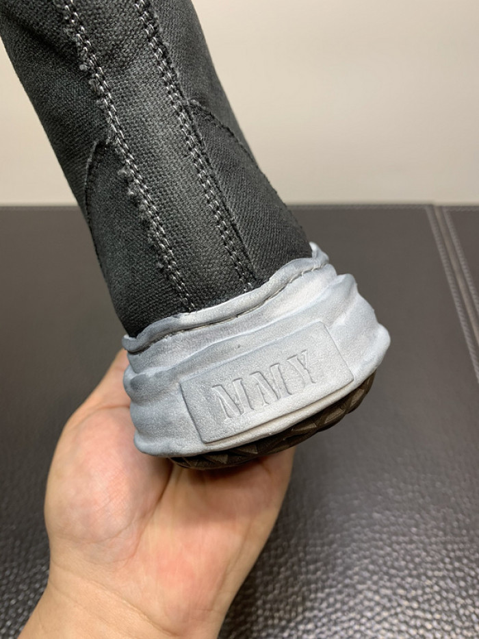 Ma*s*n mihara yasuhiro sneaker mmy-25