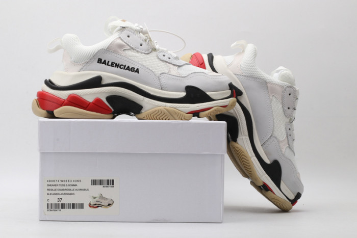 BL 17Fw Triple S Black Pink Women Sneaker 483523-W06E3-8080