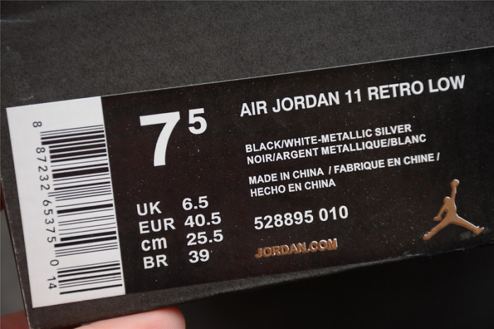 AIR JORDAN 11 RETRO LOW "BARONS" 528895-010