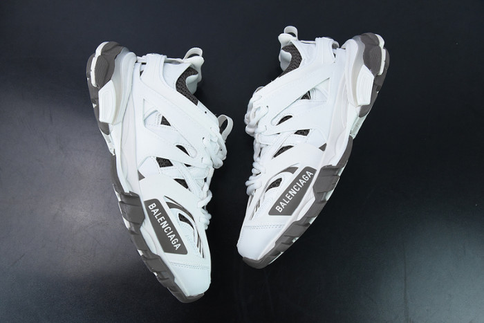 BC TRACK IDK81754632