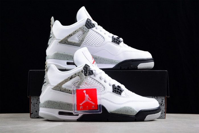 Air Jordan 4 OG “White Cement” 840606-192