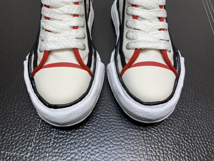 Ma*s*n mihara yasuhiro sneaker mmy-26