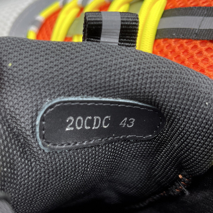 DR B22 TRAINER SNEAKER