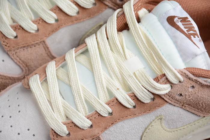 NIKE SB DUNK LOW PRM “MEDIUM CURRY” DD1390-100