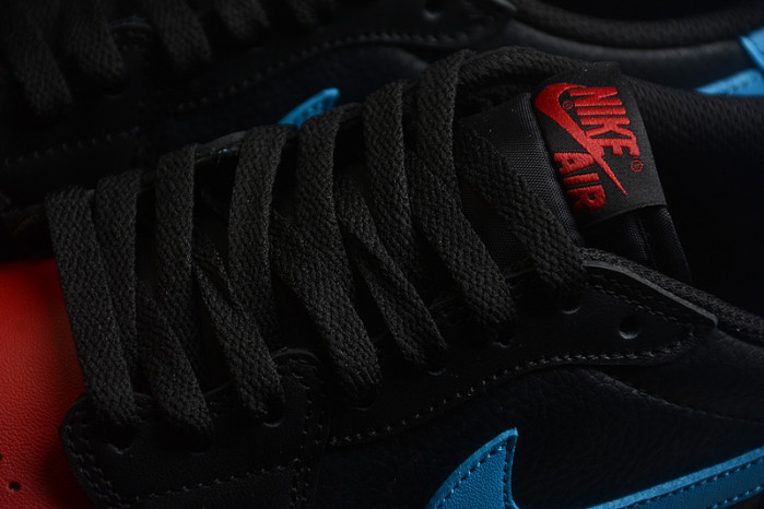 Air Jordan 1 Low OG UNC to Chicago CZ0775-046