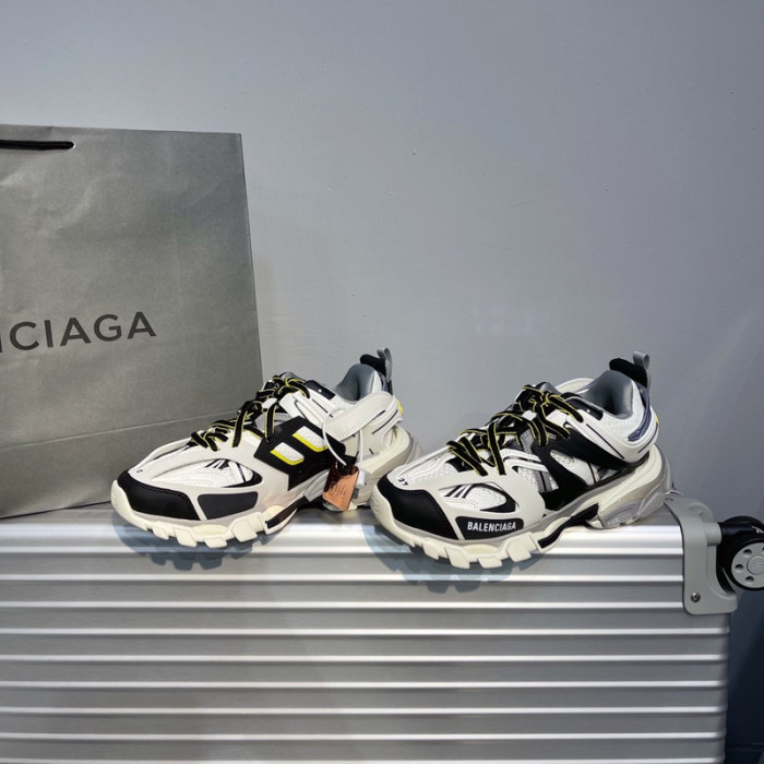 BL Track Sneaker R56