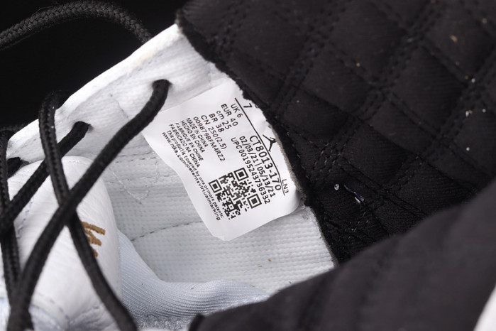 Air Jordan 12 Royalty Taxi CT8013-170