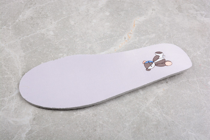 Nike SB Dunk Low “Teddy Bear” DZ5318-640