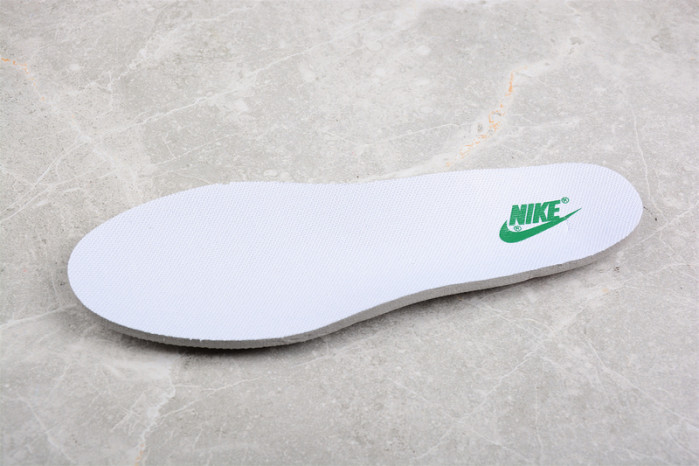 Nike SB Dunk Low 316272-526