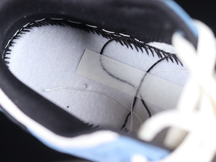 Nike DUNK LOW Racing BUGGt Sand Scorchrc TG1391-506