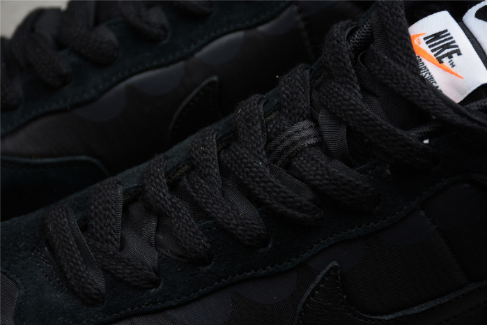 NIKE VAPORWAFFLE SACAI 