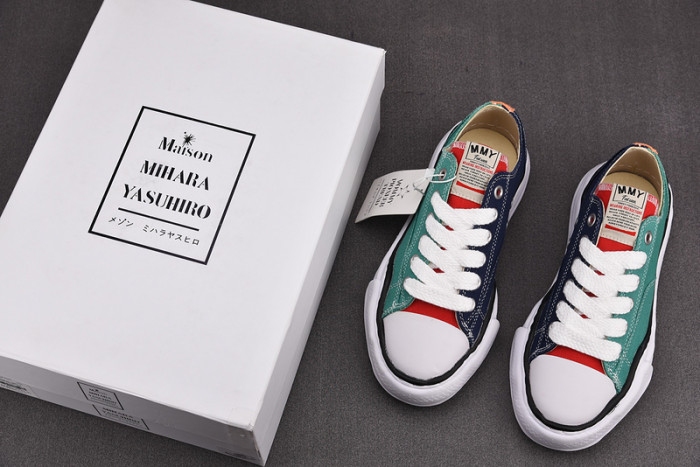 Ma*s*n mihara yasuhiro sneaker mmy-32