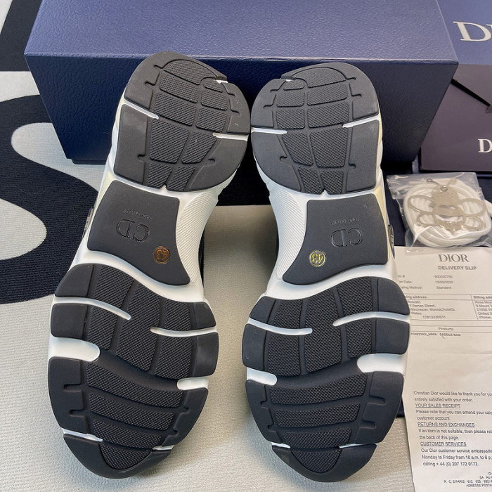 DR B22 TRAINER SNEAKER