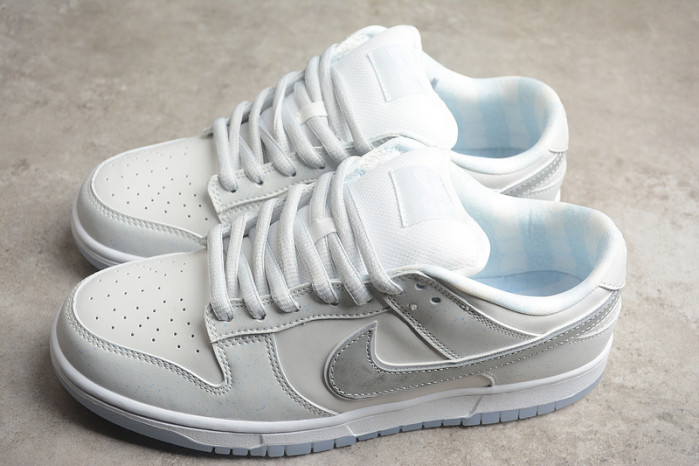 Nike SB Dunk Low White Lobster (Friends and Family) FD8776-100