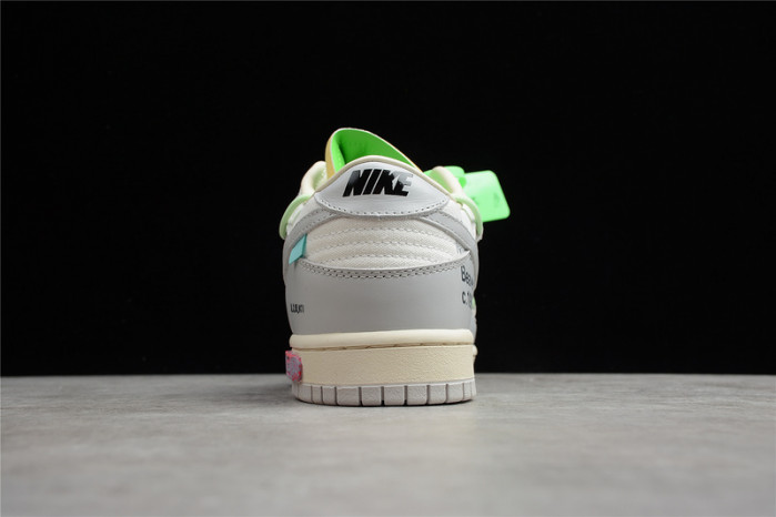 NIKE OW x Nike Dunk Low "THE" DM1602- 108