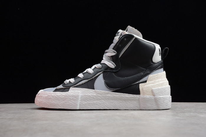 Nike Blazer High sacai white-grey - BV0072-002