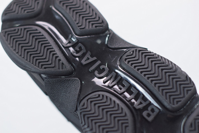 BL TRIPLE S TRAINERS