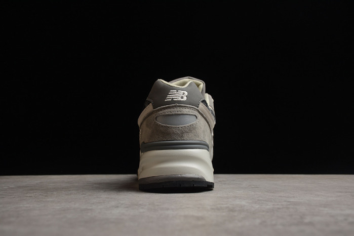 New Balance 999 Wooly Mammoth ML999AA